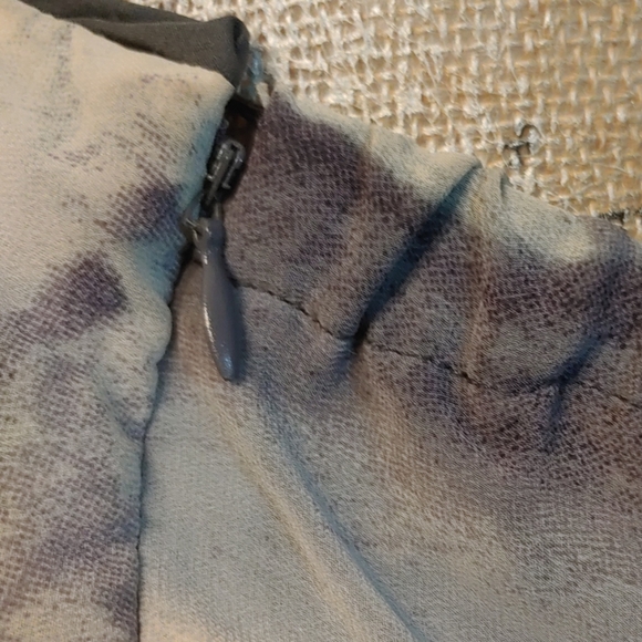 Walter Baker 🌫 B&W Printed Chiffon Halter Dress - Picture 7 of 8